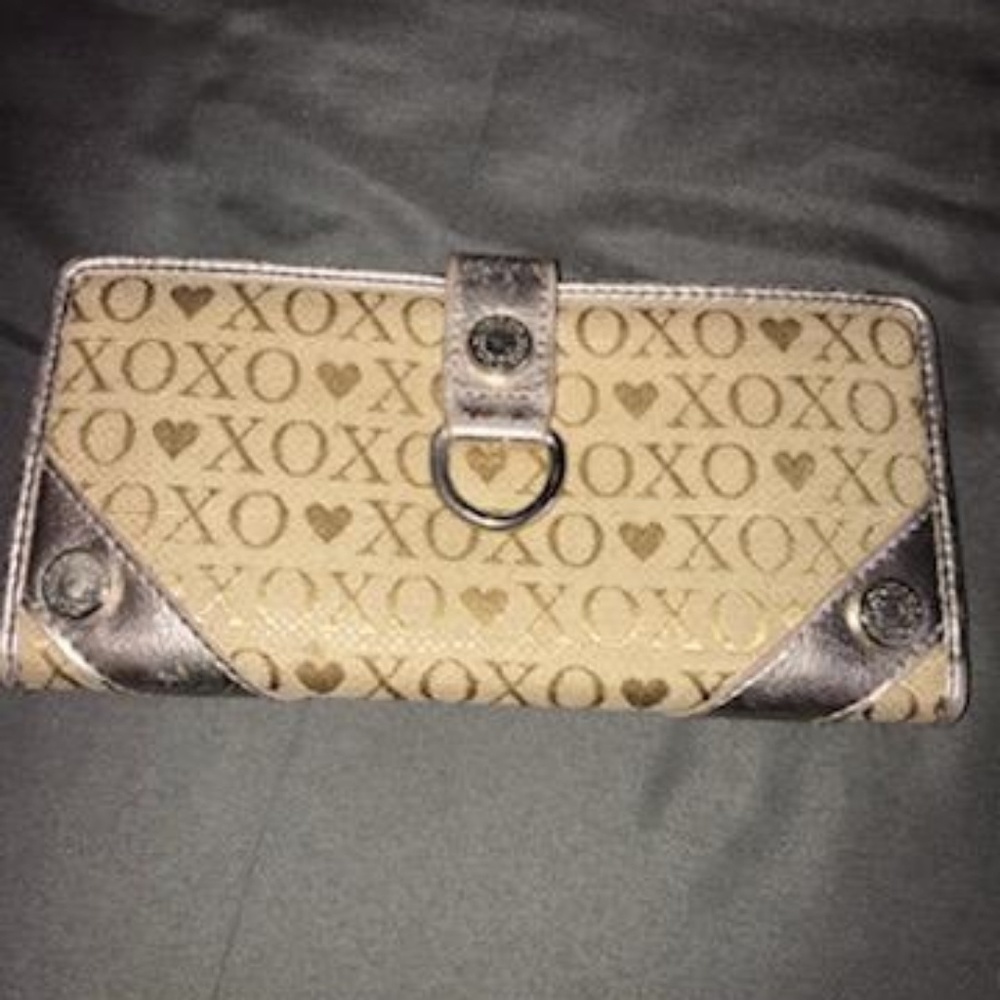 Gold, checkbook xoxo wallet